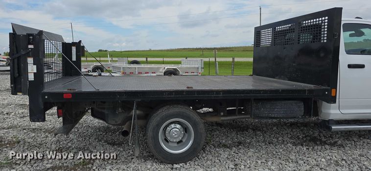 image for item DR3963 2021 Dodge Ram 3500 Heavy Duty flatbed pickup truck