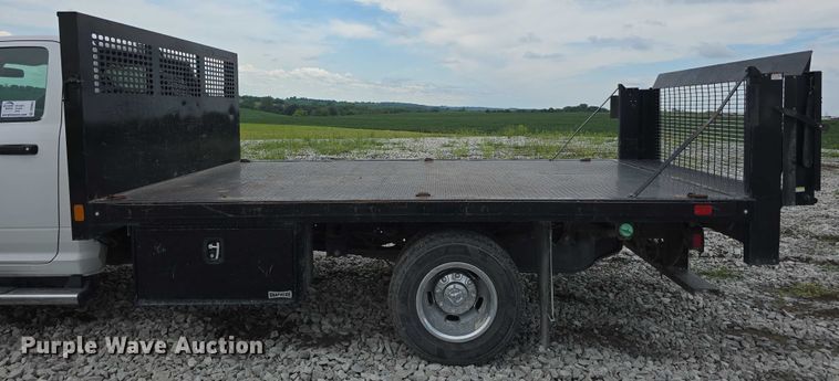 image for item DR3963 2021 Dodge Ram 3500 Heavy Duty flatbed pickup truck