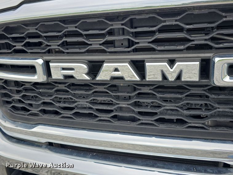 image for item DR3963 2021 Dodge Ram 3500 Heavy Duty flatbed pickup truck