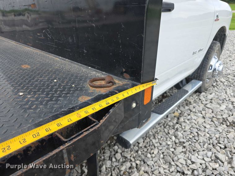 image for item DR3963 2021 Dodge Ram 3500 Heavy Duty flatbed pickup truck