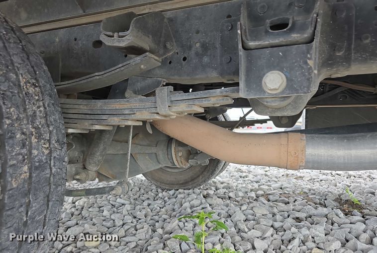 image for item DR3963 2021 Dodge Ram 3500 Heavy Duty flatbed pickup truck