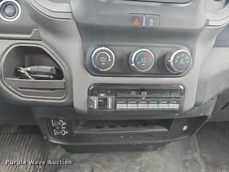 image for item DR3963 2021 Dodge Ram 3500 Heavy Duty flatbed pickup truck