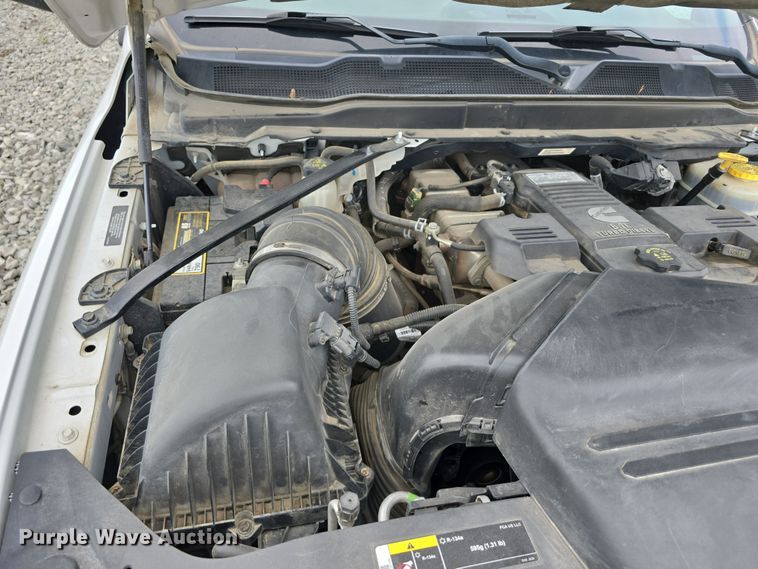 image for item DR3963 2021 Dodge Ram 3500 Heavy Duty flatbed pickup truck