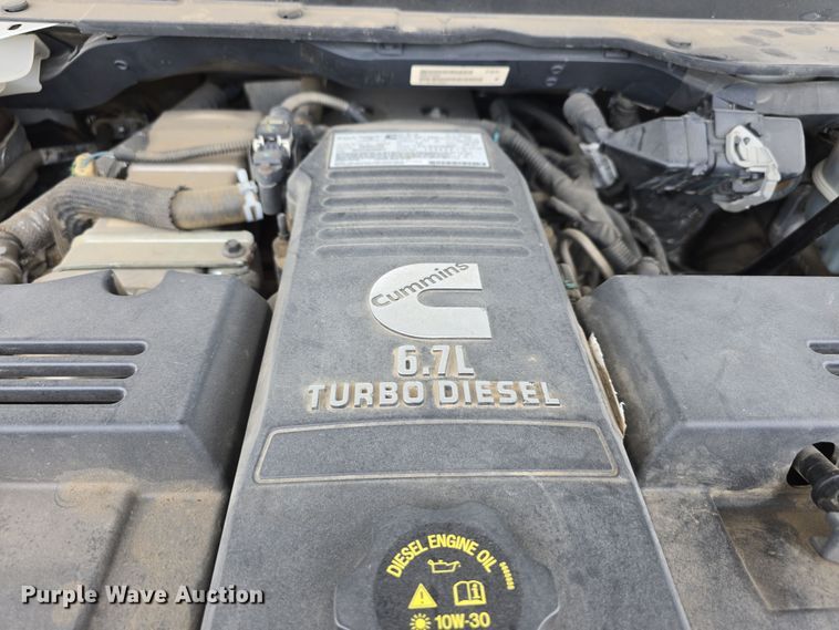 image for item DR3963 2021 Dodge Ram 3500 Heavy Duty flatbed pickup truck