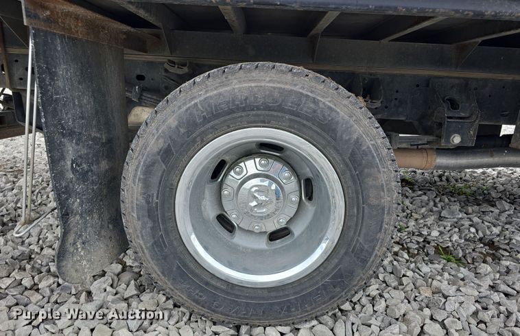 image for item DR3963 2021 Dodge Ram 3500 Heavy Duty flatbed pickup truck