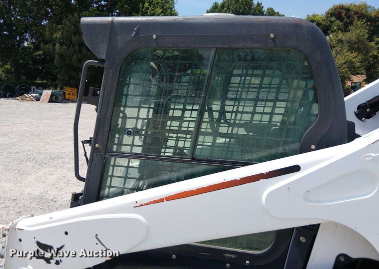 image for item DS3863 2015 Bobcat T650 tracked skid steer loader
