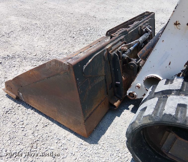 image for item DS3863 2015 Bobcat T650 tracked skid steer loader