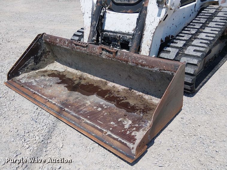 image for item DS3863 2015 Bobcat T650 tracked skid steer loader