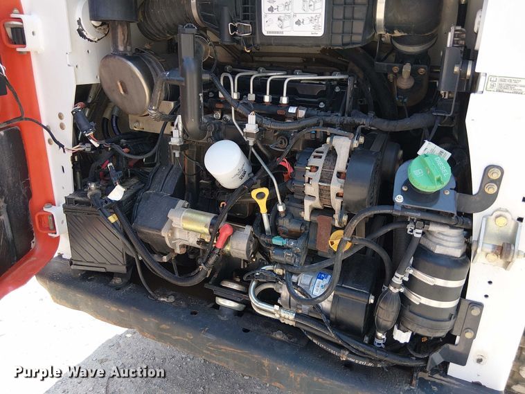 image for item DS3863 2015 Bobcat T650 tracked skid steer loader