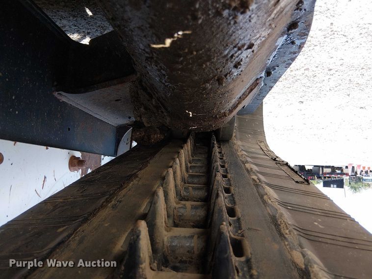 image for item DS3863 2015 Bobcat T650 tracked skid steer loader