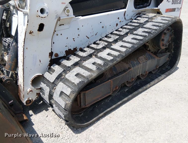 image for item DS3863 2015 Bobcat T650 tracked skid steer loader