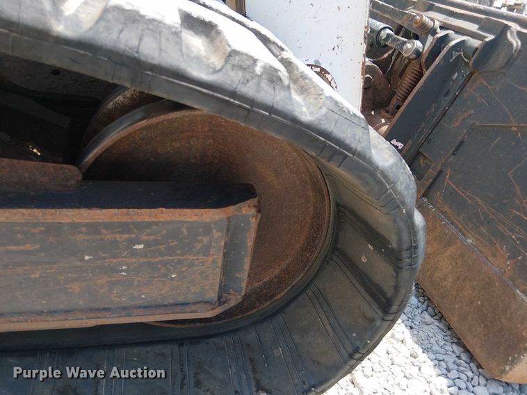 image for item DS3863 2015 Bobcat T650 tracked skid steer loader