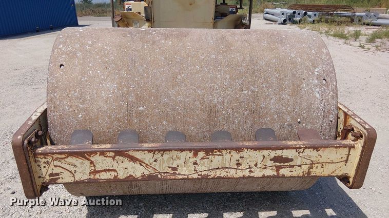 image for item DS3864 Ingersoll Rand SD70D single drum vibratory roller