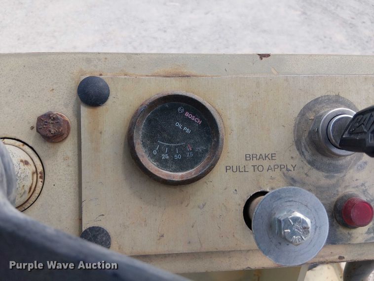 image for item DS3864 Ingersoll Rand SD70D single drum vibratory roller