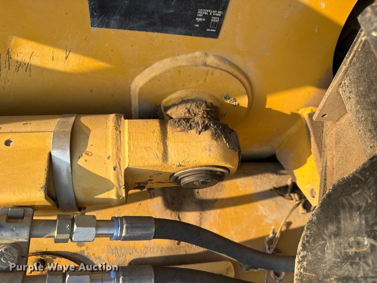 image for item DS3865 2006 Caterpillar 420D backhoe
