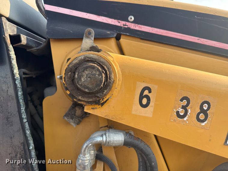 image for item DS3865 2006 Caterpillar 420D backhoe