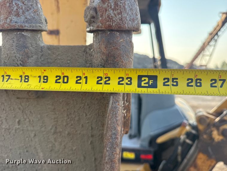 image for item DS3865 2006 Caterpillar 420D backhoe