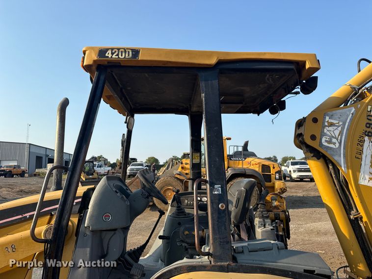 image for item DS3865 2006 Caterpillar 420D backhoe