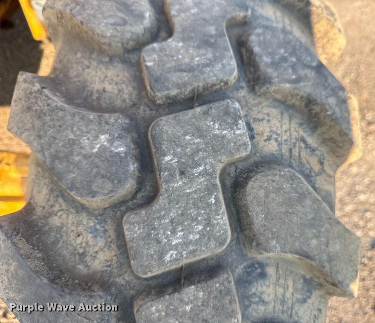 image for item DS3865 2006 Caterpillar 420D backhoe