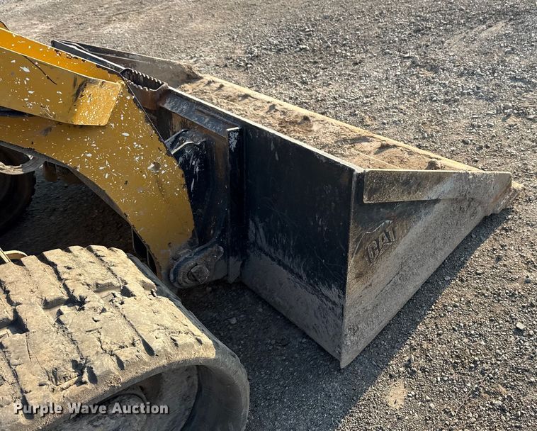 image for item DS3869 2017 Caterpillar 289D tracked skid steer loader