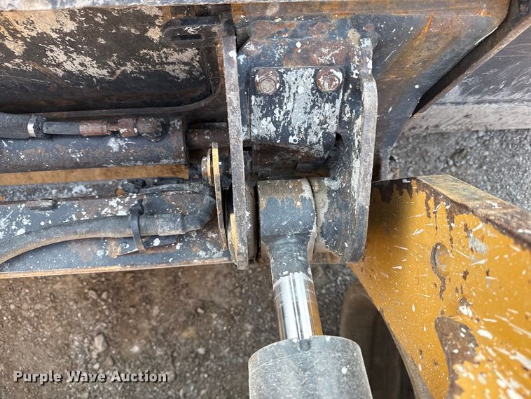 image for item DS3869 2017 Caterpillar 289D tracked skid steer loader