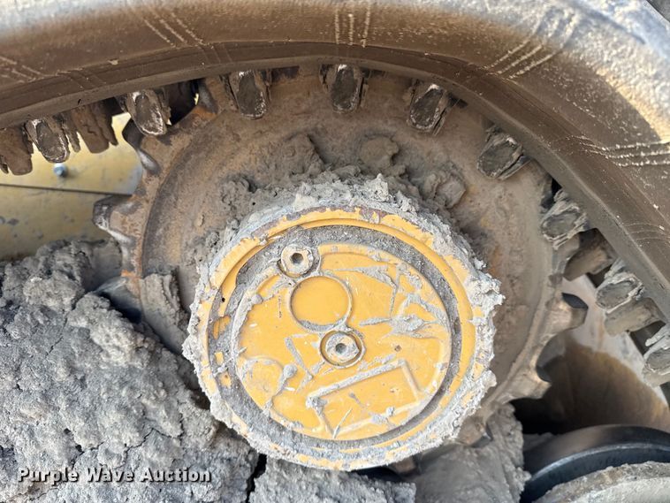 image for item DS3869 2017 Caterpillar 289D tracked skid steer loader