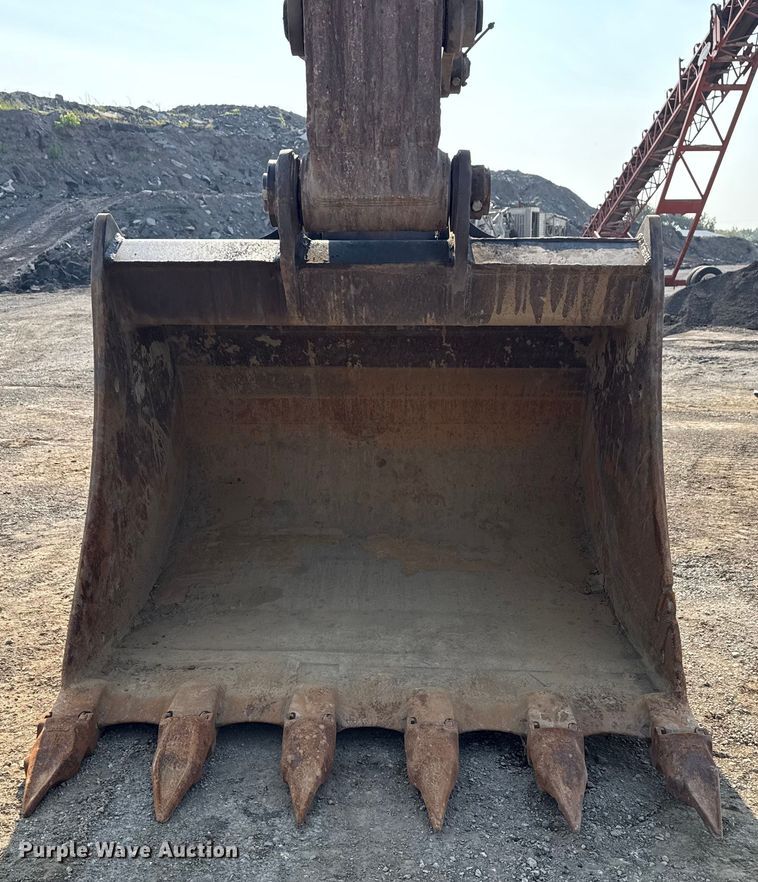 image for item DS3870 2007 Volvo EC460CL excavator