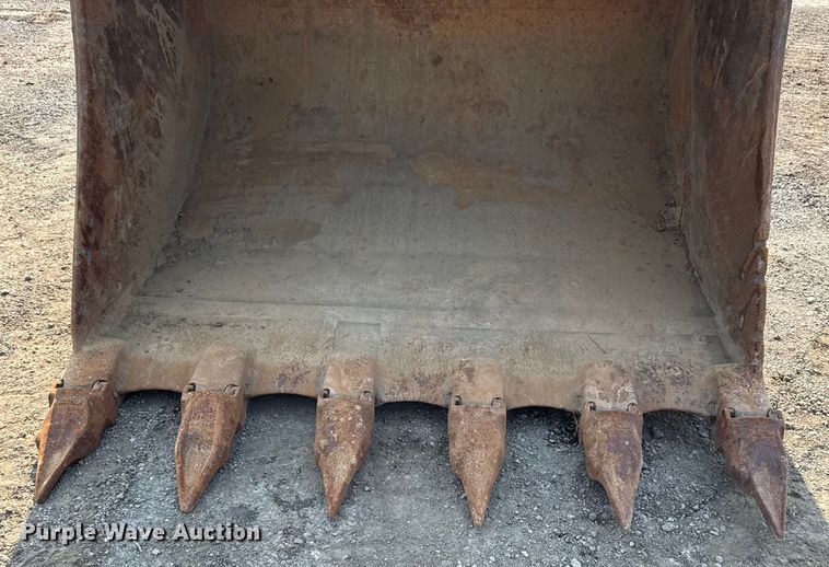 image for item DS3870 2007 Volvo EC460CL excavator