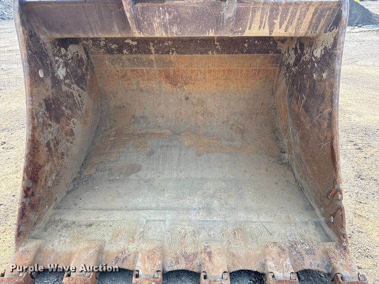 image for item DS3870 2007 Volvo EC460CL excavator