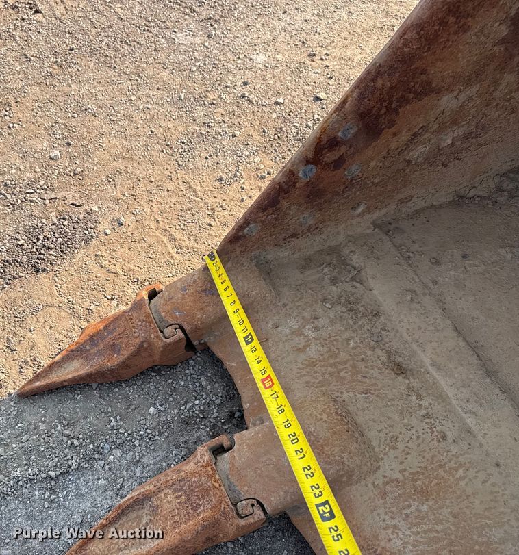 image for item DS3870 2007 Volvo EC460CL excavator