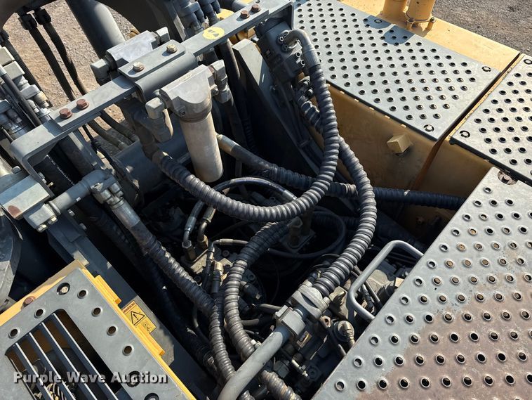 image for item DS3870 2007 Volvo EC460CL excavator