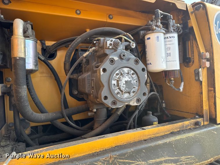 image for item DS3870 2007 Volvo EC460CL excavator