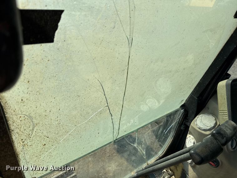 image for item DS3870 2007 Volvo EC460CL excavator