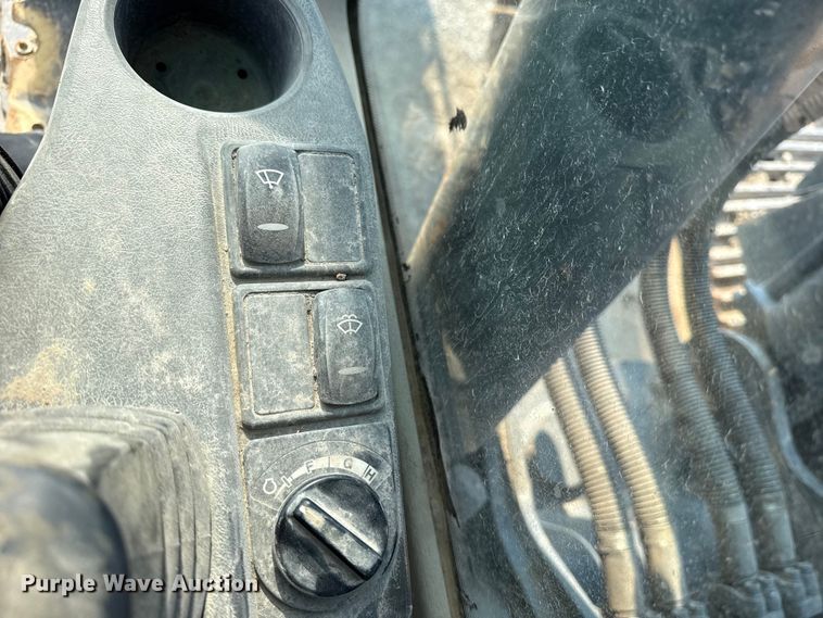 image for item DS3870 2007 Volvo EC460CL excavator