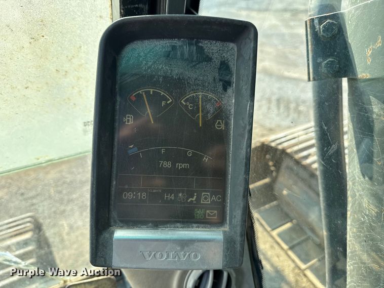 image for item DS3870 2007 Volvo EC460CL excavator