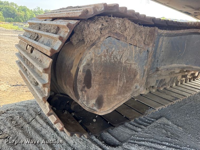 image for item DS3870 2007 Volvo EC460CL excavator