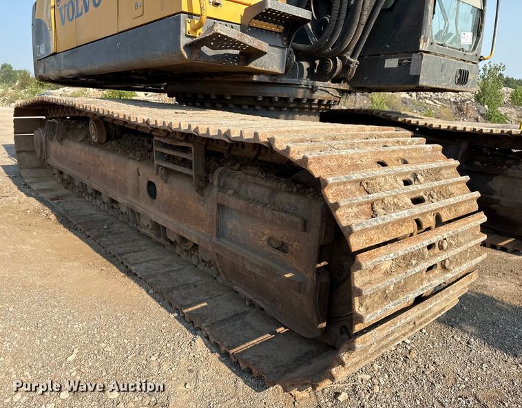 image for item DS3870 2007 Volvo EC460CL excavator