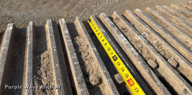 image for item DS3870 2007 Volvo EC460CL excavator