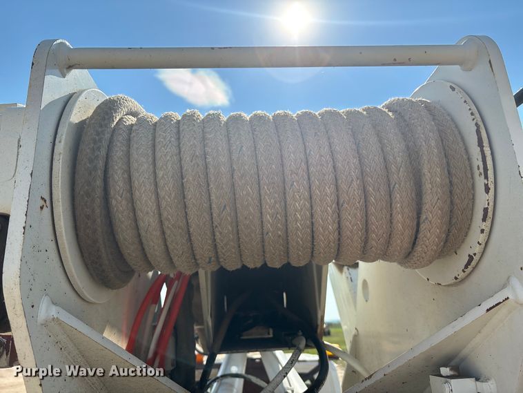 image for item DT3253 2006 International WorkStar 7300 digger derrick truck