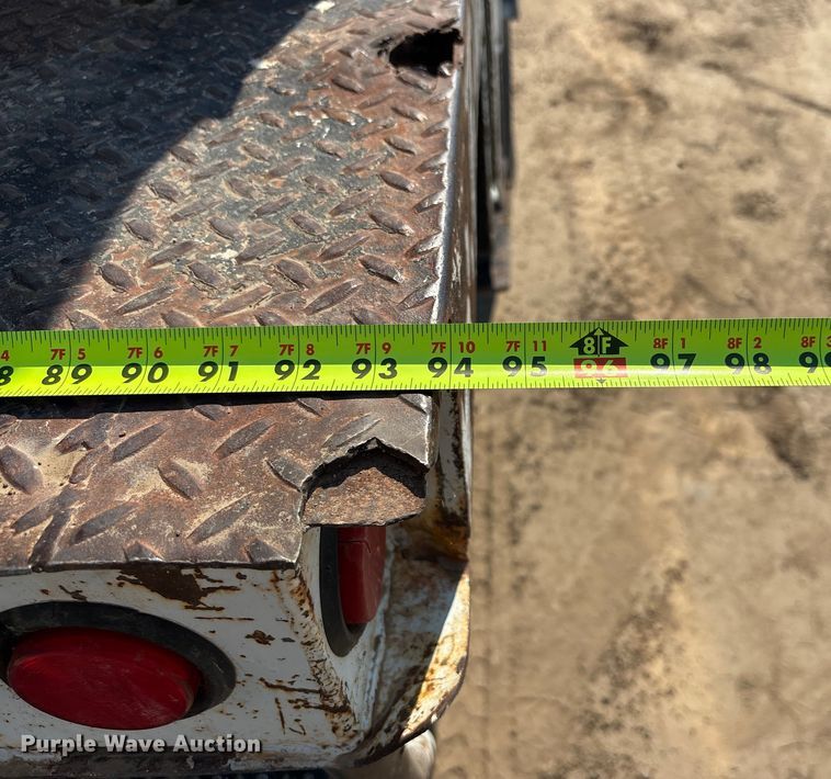 image for item DT3253 2006 International WorkStar 7300 digger derrick truck