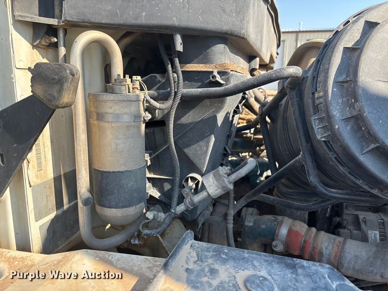 image for item DT3253 2006 International WorkStar 7300 digger derrick truck