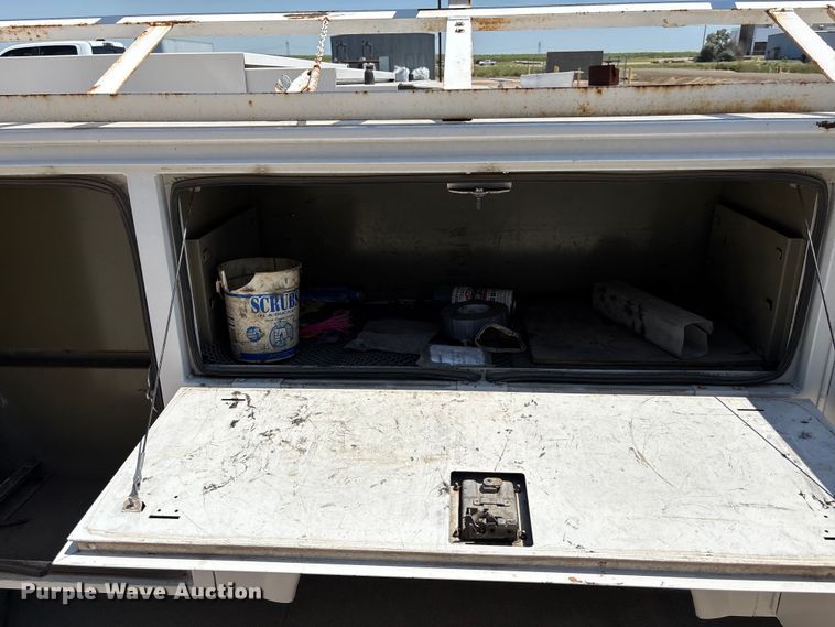 image for item DT3256 Omaha utility bed