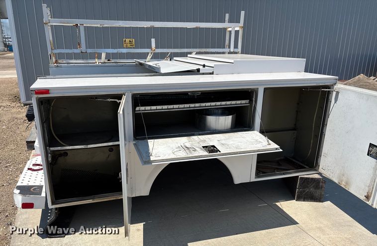 image for item DT3256 Omaha utility bed