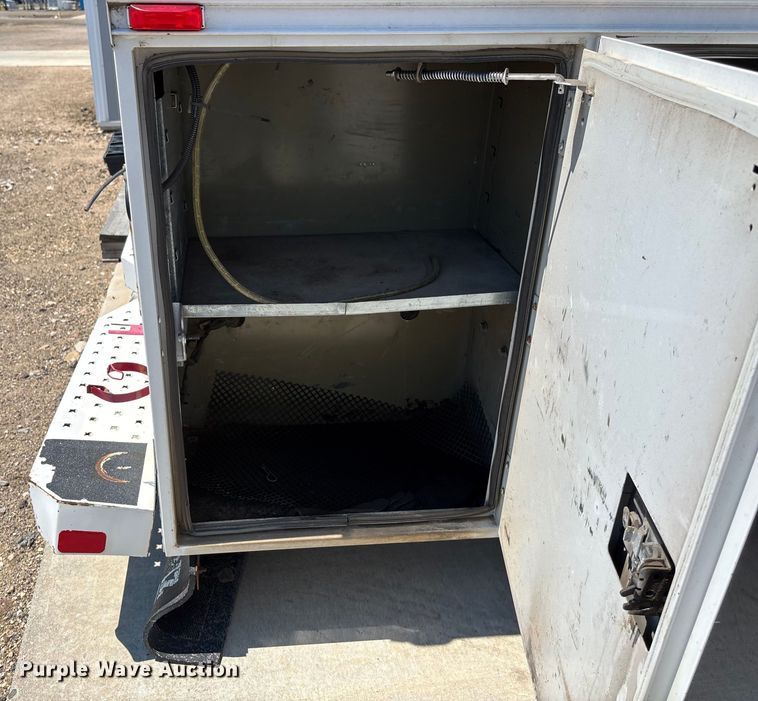 image for item DT3256 Omaha utility bed