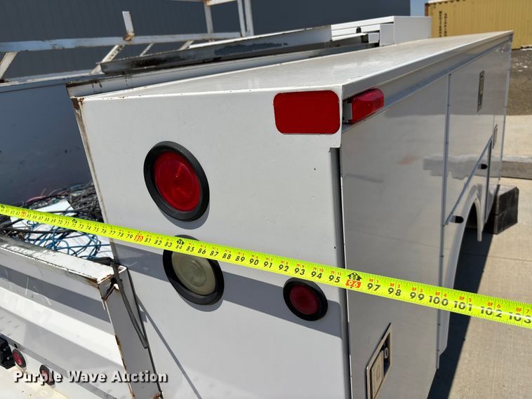 image for item DT3256 Omaha utility bed