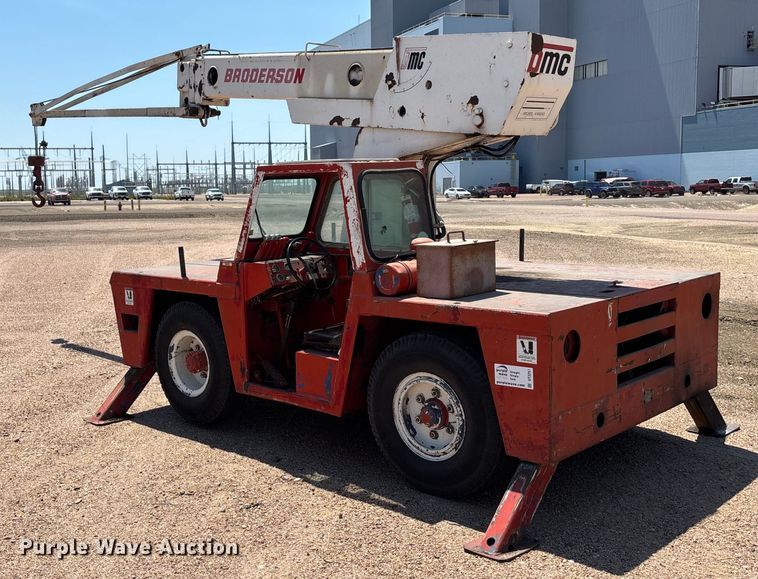 image for item DT3257 Broderson IC-70-1B crane