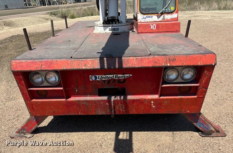 image for item DT3257 Broderson IC-70-1B crane