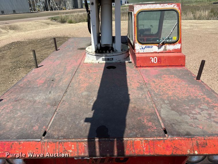 image for item DT3257 Broderson IC-70-1B crane