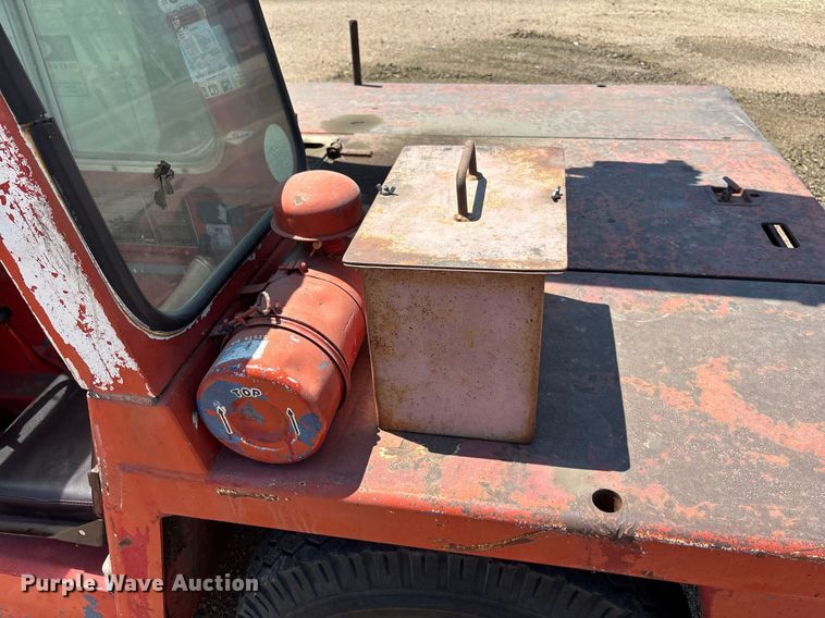 image for item DT3257 Broderson IC-70-1B crane