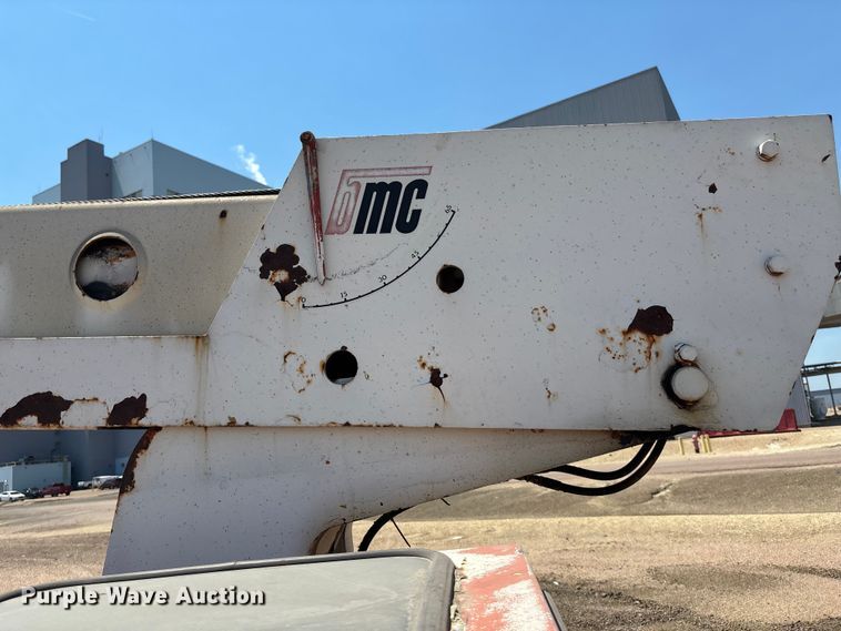 image for item DT3257 Broderson IC-70-1B crane